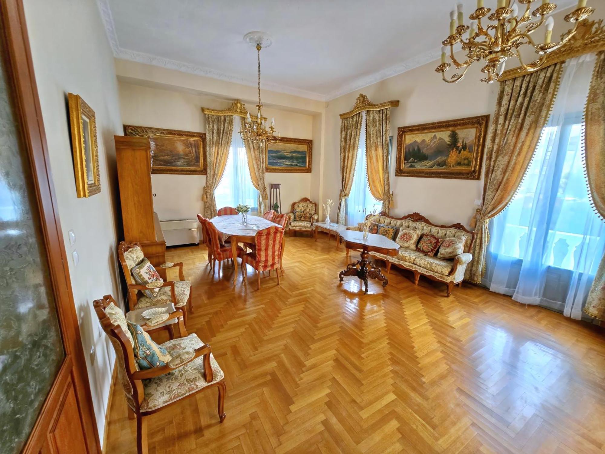 Apartment Rodon Manor *