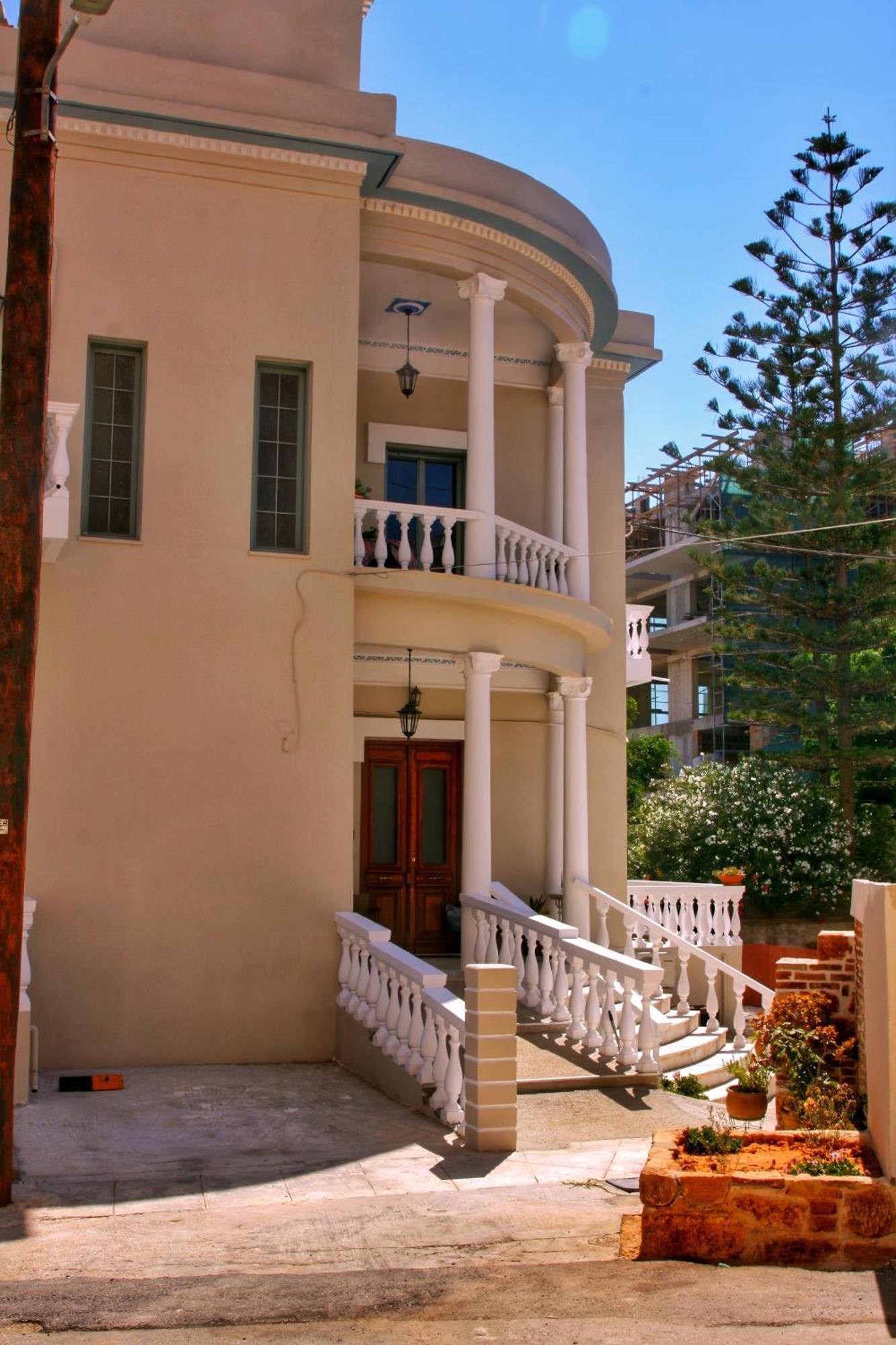 Rodon Manor