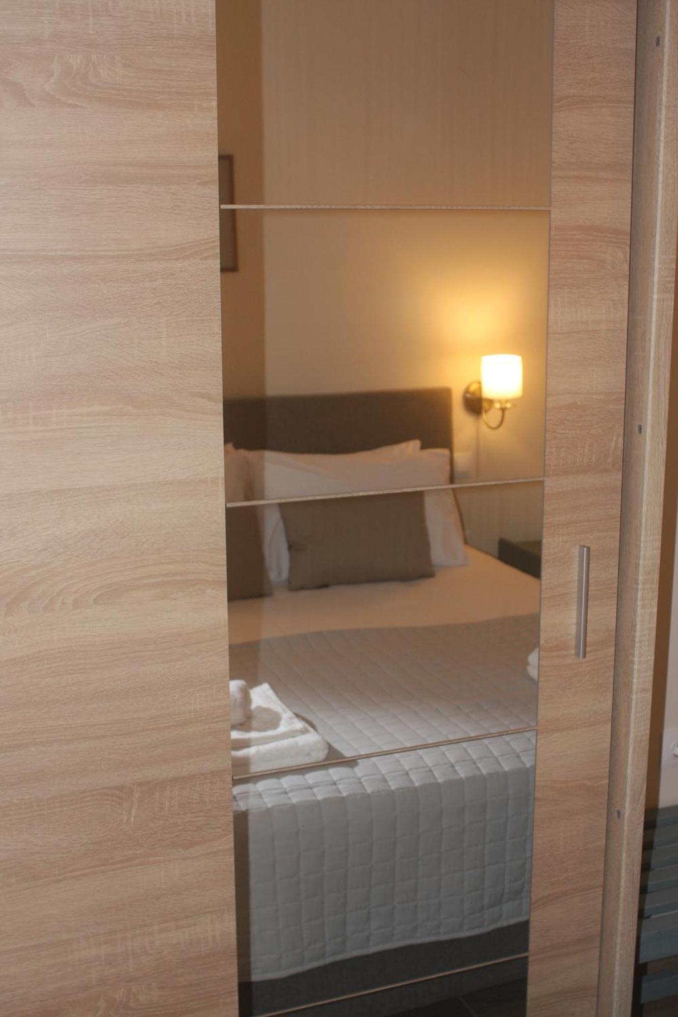 Rodon Manor Apartamento